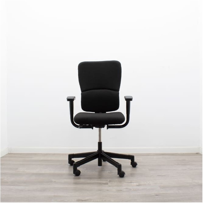 Silla operativa steelcase modelo Let's B sincro con brazos regulables altura