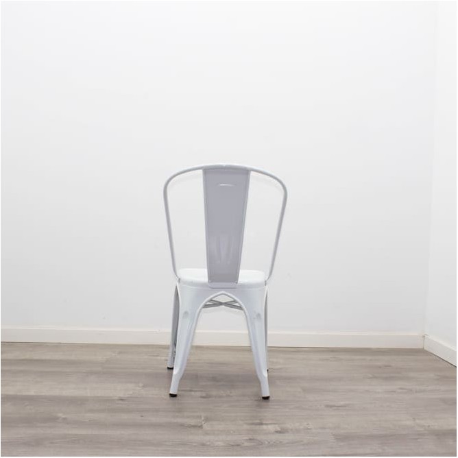 Silla metálica con respaldo (en varios colores)
