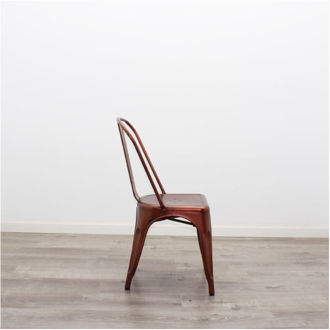 Silla metálica con respaldo (en varios colores)
