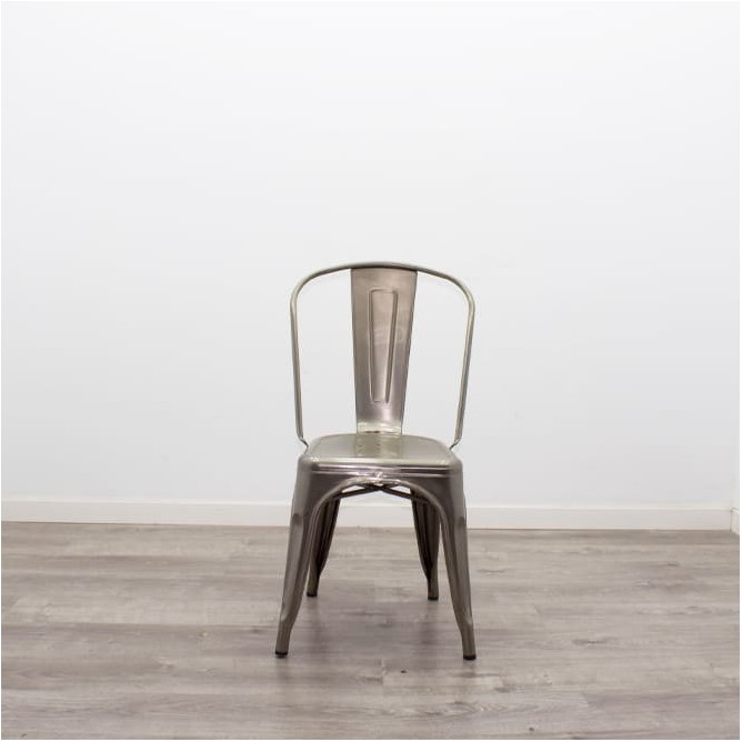 Silla metálica con respaldo (en varios colores)
