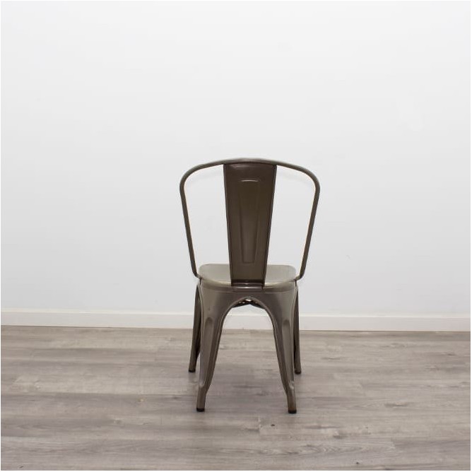 Silla metálica con respaldo (en varios colores)