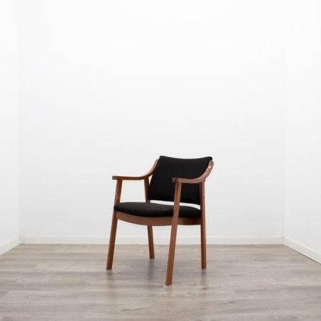 Silla confidente de madera tapizado negro