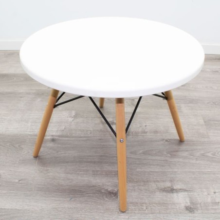 Mesa de espera baja con tapa blanca en PVC