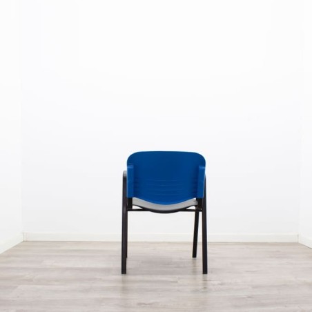 Silla colectividad en PVC con respaldo azul