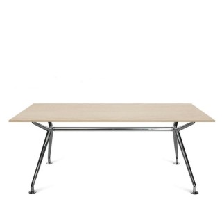 mesa dirección estructura metálica en color aluminio pulido