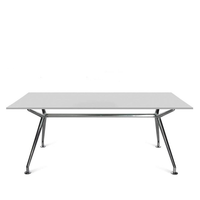 mesa dirección estructura metálica en color aluminio pulido