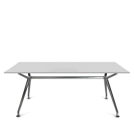 mesa dirección estructura metálica en color aluminio pulido