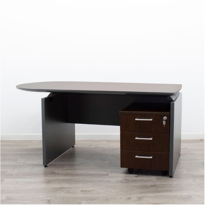 Mesa de dirección con extremo circular y buck de 3 cajones