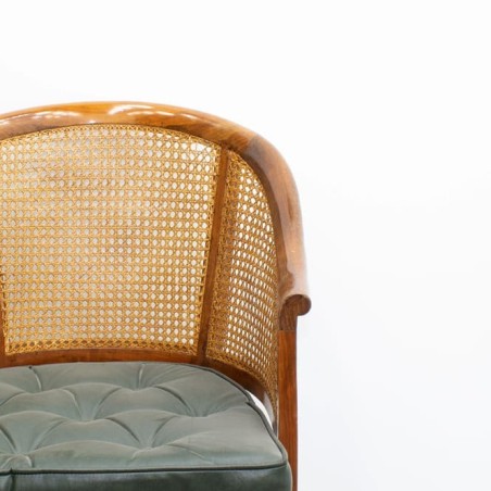 Silla clásica modelo Praga estructura nogal claro