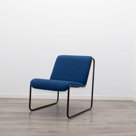 Sillón de espera azul base patín