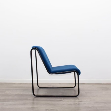 Sillón de espera azul base patín
