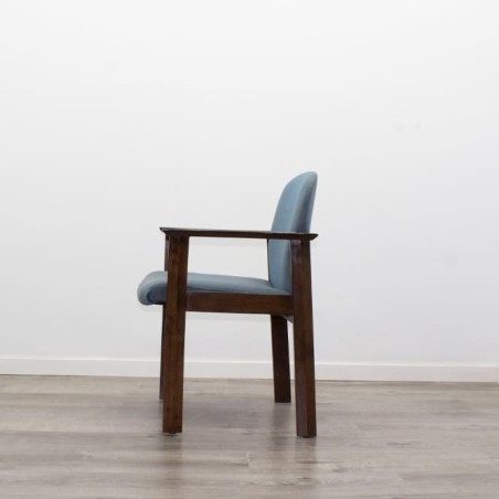 Silla clásica 4 patas madera con (tapizado varios colores)