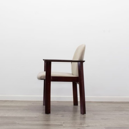 Silla clásica 4 patas madera con (tapizado varios colores)