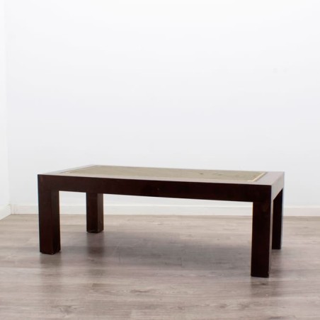 Mesa centro con tapete verde pistacho