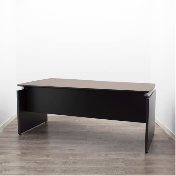 Mesa de dirección en wengué o etimoe con onda