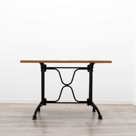 Mesa de cafetería negra y marrón