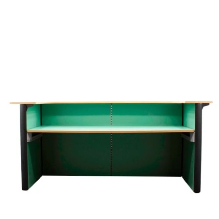 Mostrador verde con cantos en haya