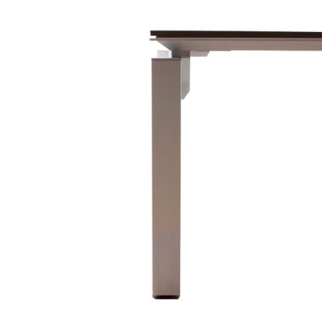Mesa de reunión cuadrada con tapa en ceniza