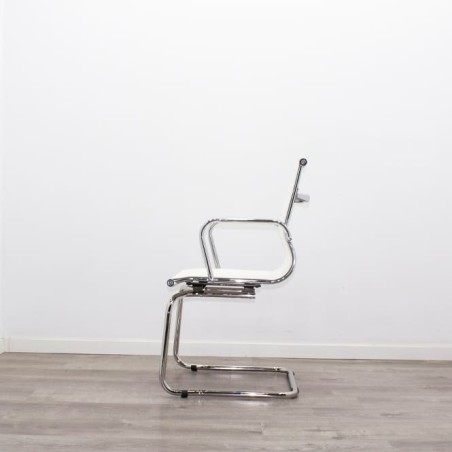 Silla confidente base patín cromada con rejilla negra o blanca - Mercaoficina