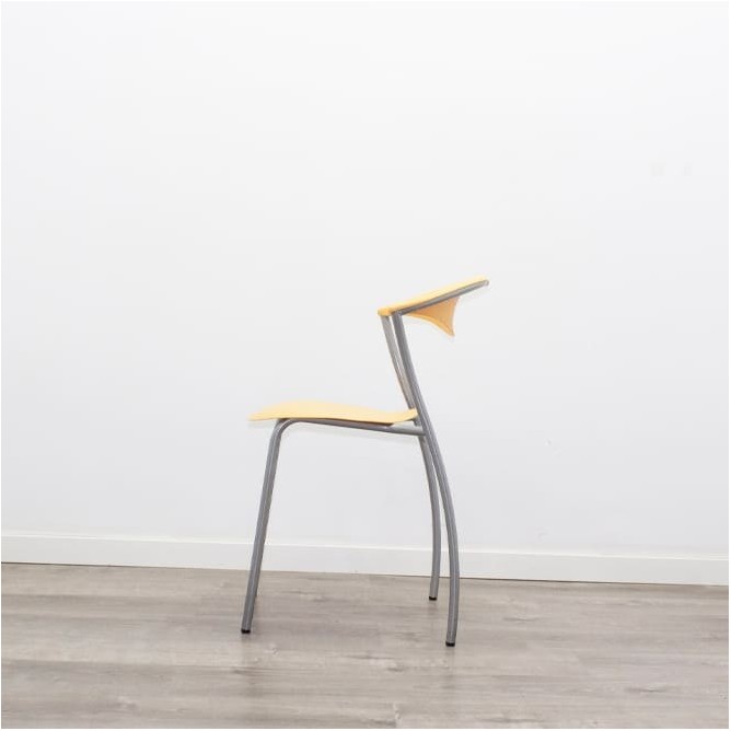 Silla colectividad en PVC de varios colores