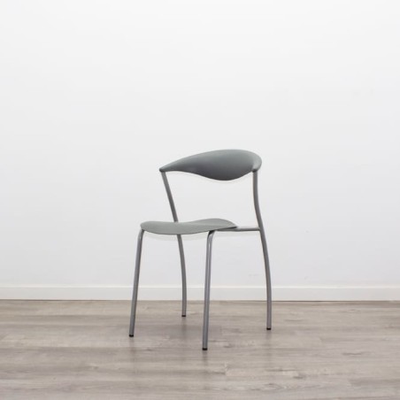 Silla colectividad en PVC de varios colores