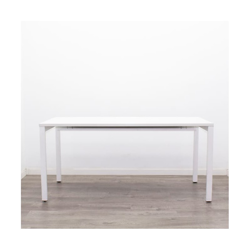 Mesa operativa blanca y estructura blanca de 160cm