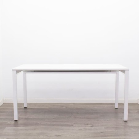Mesa operativa blanca y estructura blanca de 160cm