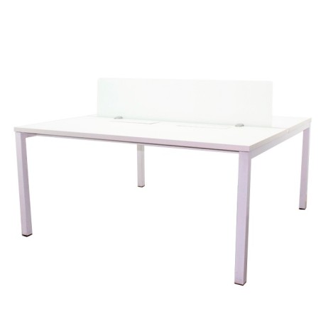 Mesa multipuestos de 2 o 4 puestos con separador de cristal laminado
