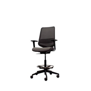 Taburete operativo respaldo malla asiento gris