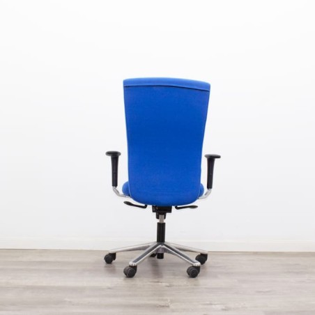 Silla operativa azul sistema sincro