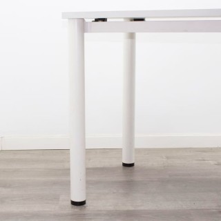 Mesa operativa blanca con patas tubulares de 160cm