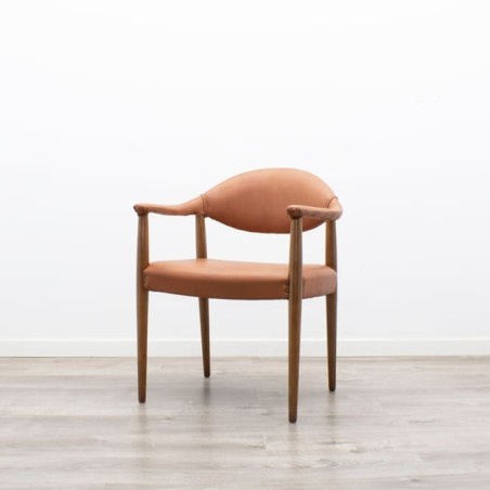 Silla clásica de espera en napel marron -  Mercaoficina