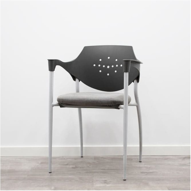 Silla confidente, respaldo PVC perforado con brazos - Mercaoficina