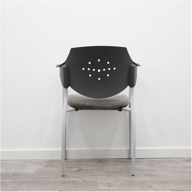 Silla confidente, respaldo PVC perforado con brazos - Mercaoficina