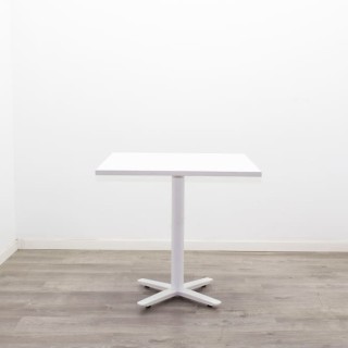 Mesa comedor blanca con pata en aspa de 80cm 2