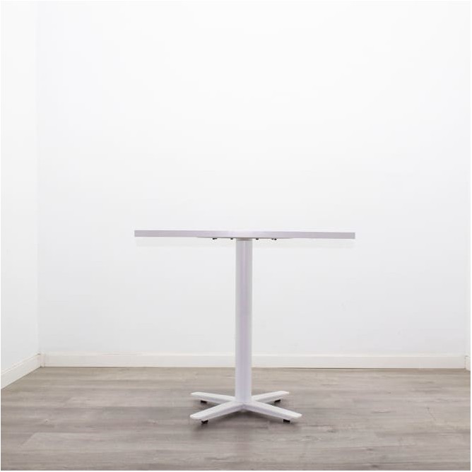 Mesa comedor blanca con pata en aspa de 80cm