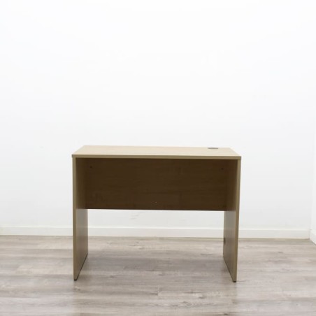 Mesa operativa en maple pata panel de 98cm