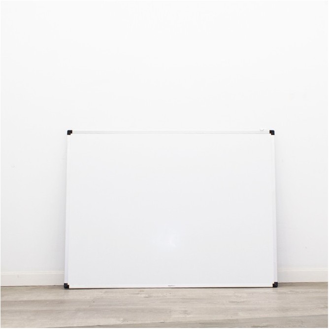 Pizarra de pared blanca de 120x90