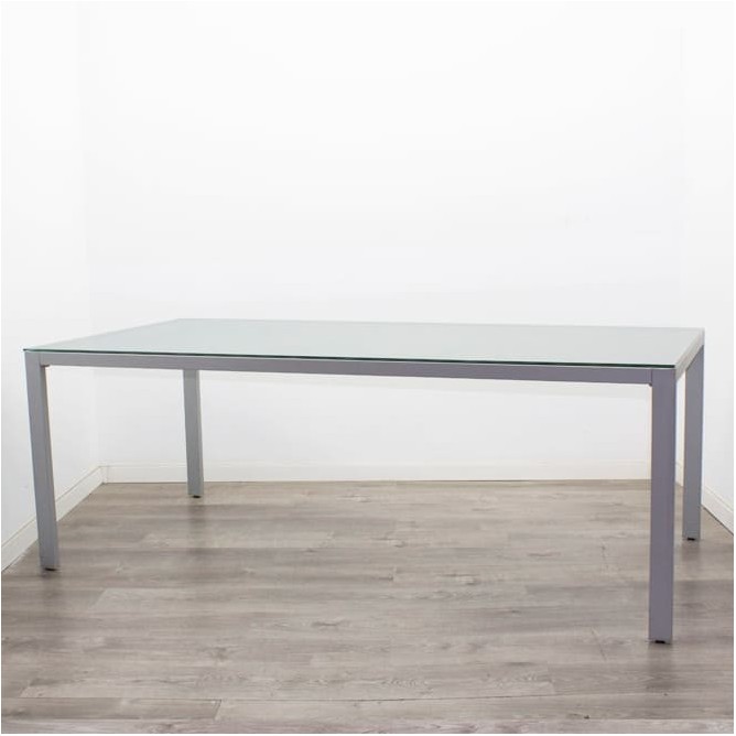Mesa operativa con tapa de cristal de 200cm