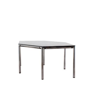 Mesa reunión trapezoidal tapa en negro de 175cm