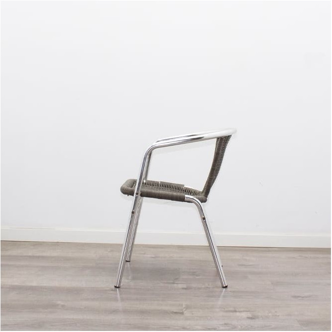 Silla colectividad con asiento y respaldo en mimbre cromada