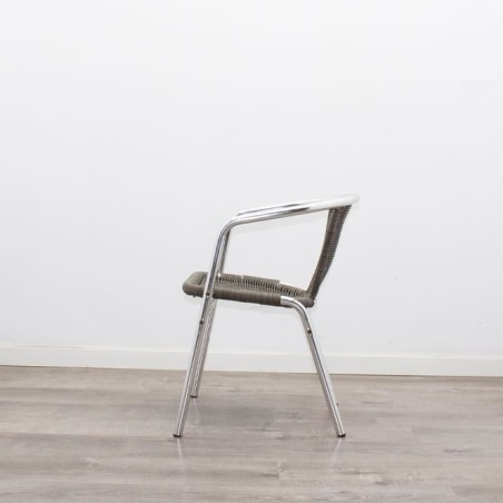 Silla colectividad con asiento y respaldo en mimbre cromada