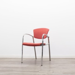 Silla confidente verde o roja con estructura cromada 2
