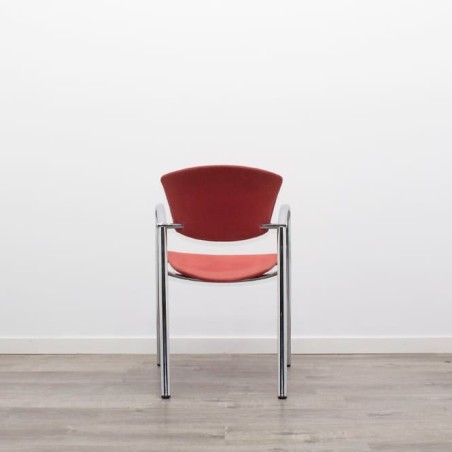Silla confidente verde o roja con estructura cromada