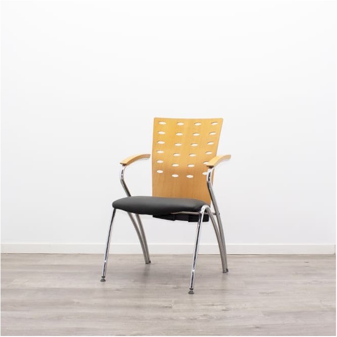 Silla confidente napel negro y respaldo de madera
