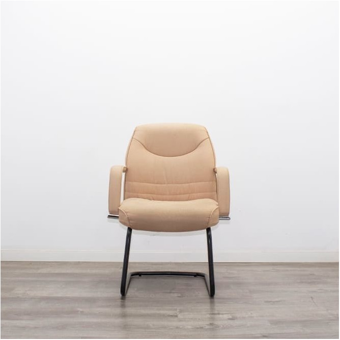 Silla confidente napel beige con base patín negra