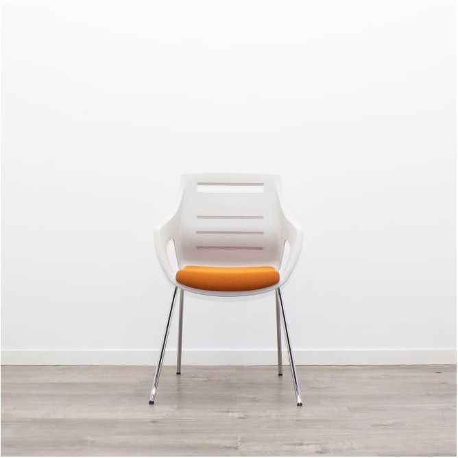 Silla confidente polipropileno gris y tapizado naranja