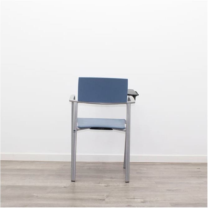 Silla confidente con pala de PVC azul