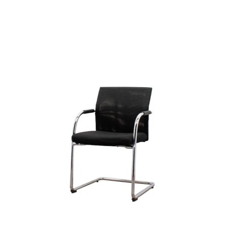 Silla confidente negra con respaldo de malla en negro