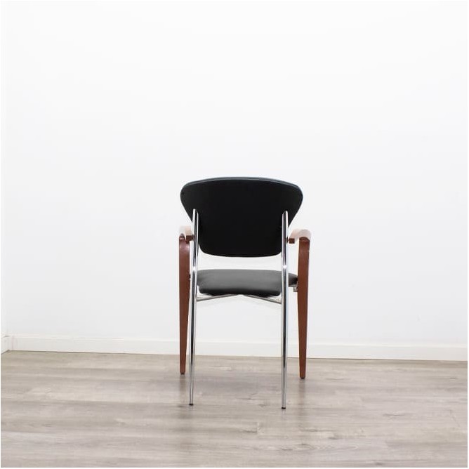 Silla confidente de madera y napel negro